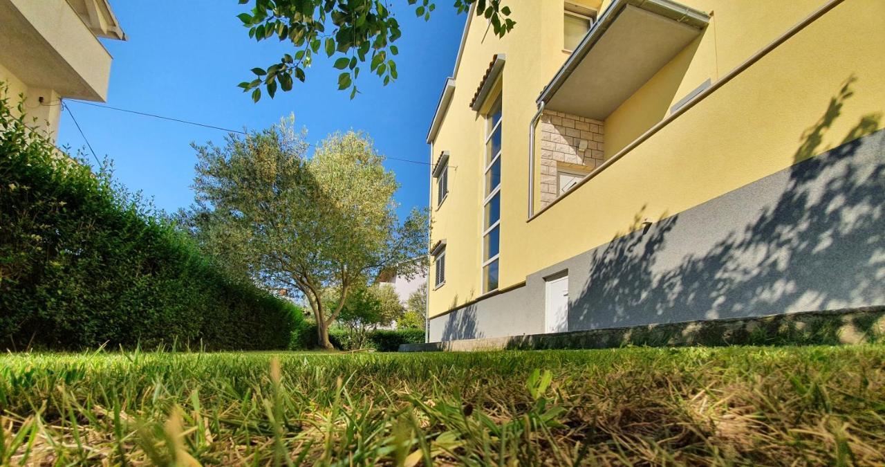 Tj Apartment 2 Zadar Buitenkant foto