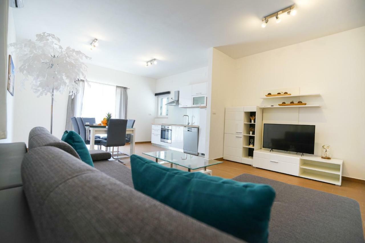 Tj Apartment 2 Zadar Buitenkant foto