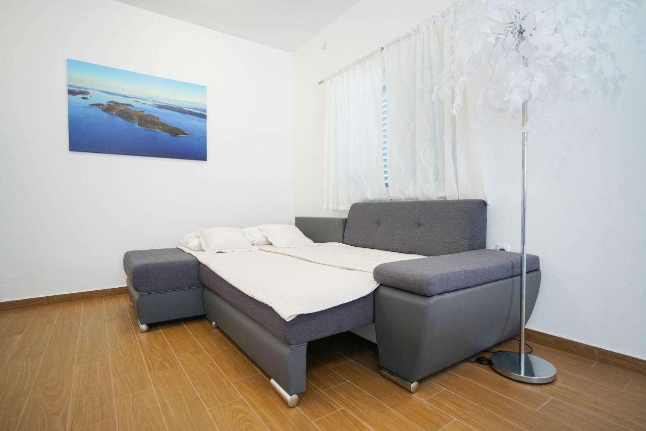 Tj Apartment 2 Zadar Buitenkant foto